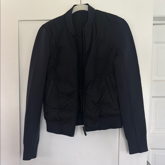 Reversible lululemon Down & Around Bomber Jacket - Picture 2 of 14